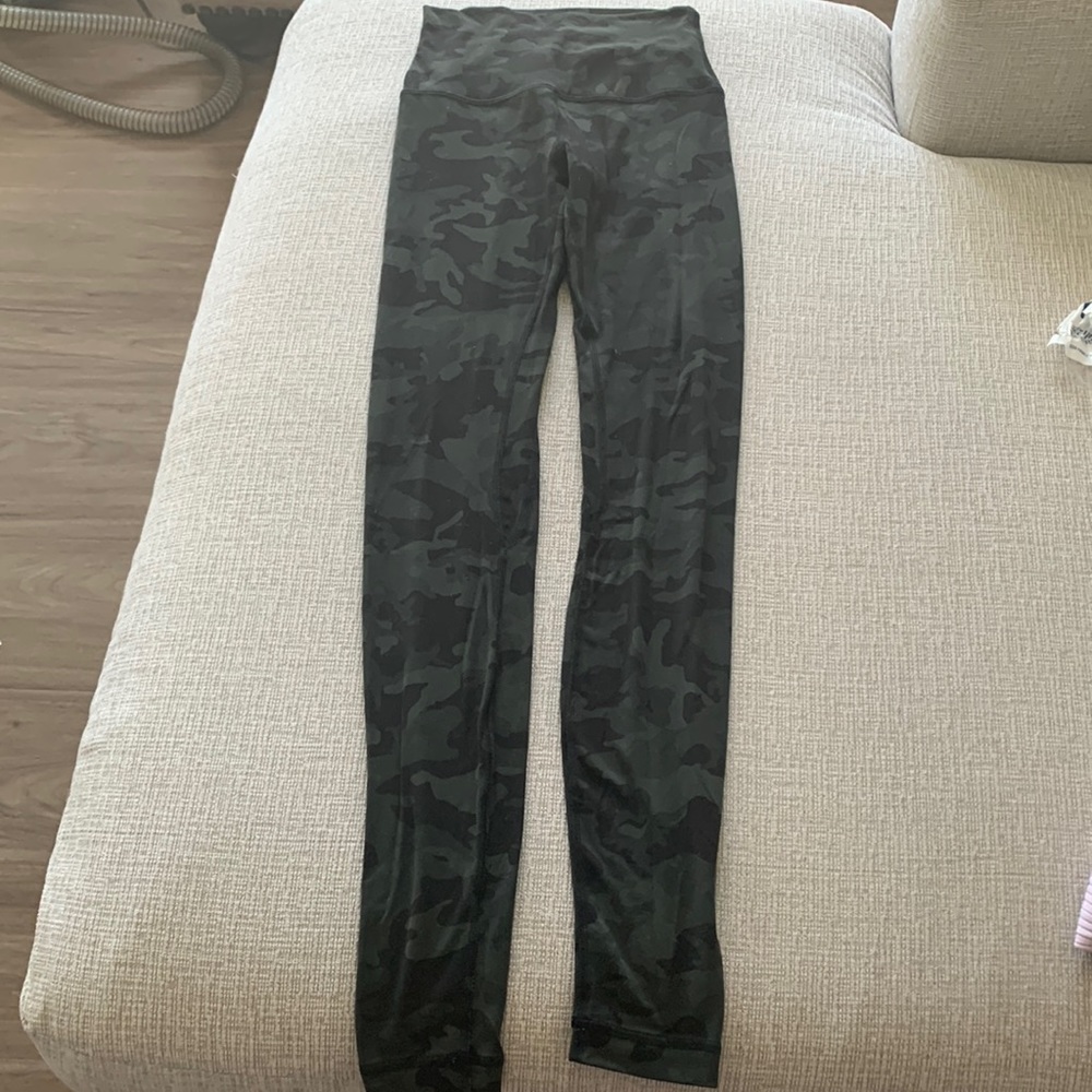Lululemon align size 2, 28”